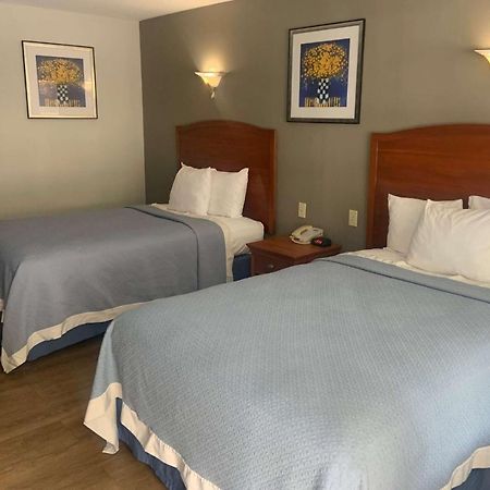 Days Inn By Wyndham Elmsford Exterior foto