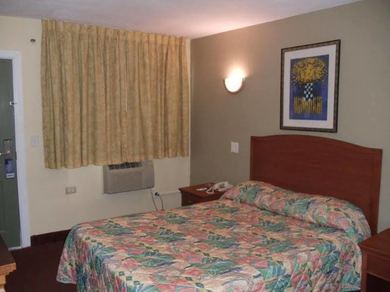 Days Inn By Wyndham Elmsford Exterior foto