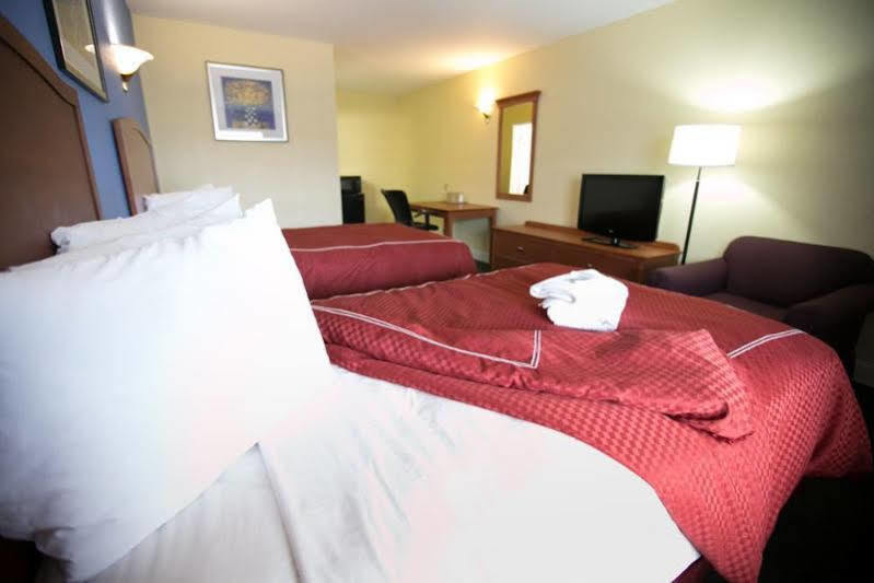 Days Inn By Wyndham Elmsford Exterior foto
